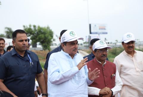 Plantation Drive at Jewar Intersection under 'Ek ped maa ke naam 2.0' Initiative