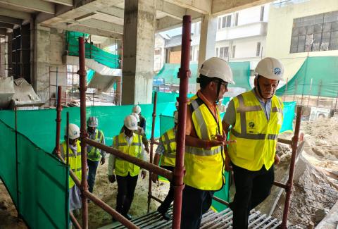 Chief Secretary, UP State Govt, Shri D S Mishra visited the Ropeway Project site in Varanasi