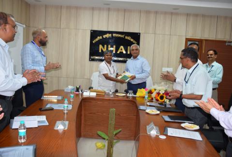 MoU signed b/w NHAI and Survey of India
