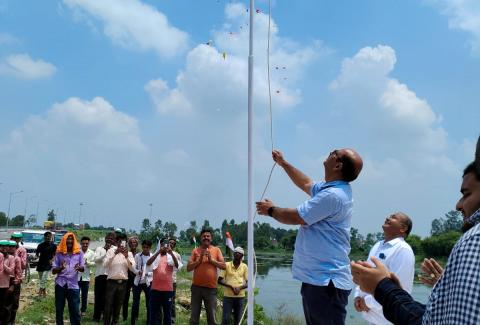 Flag hosting at Amrit Sarovar under PIU-Bareilly (Regional Office West UP)