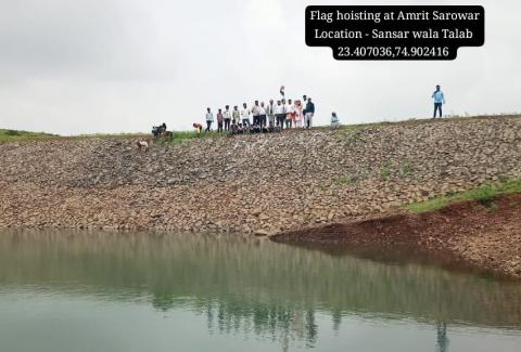 Flag Hoisting at Amrit Sarovar under PIU Ratlam