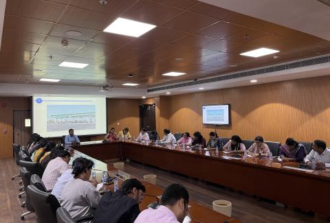 Dekho aur Hindi mein likho pratiyogita