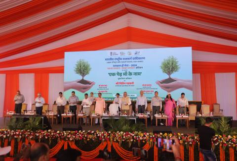 Launch of 'Swachhata Hi Seva' campaign with nationwide plantation drive